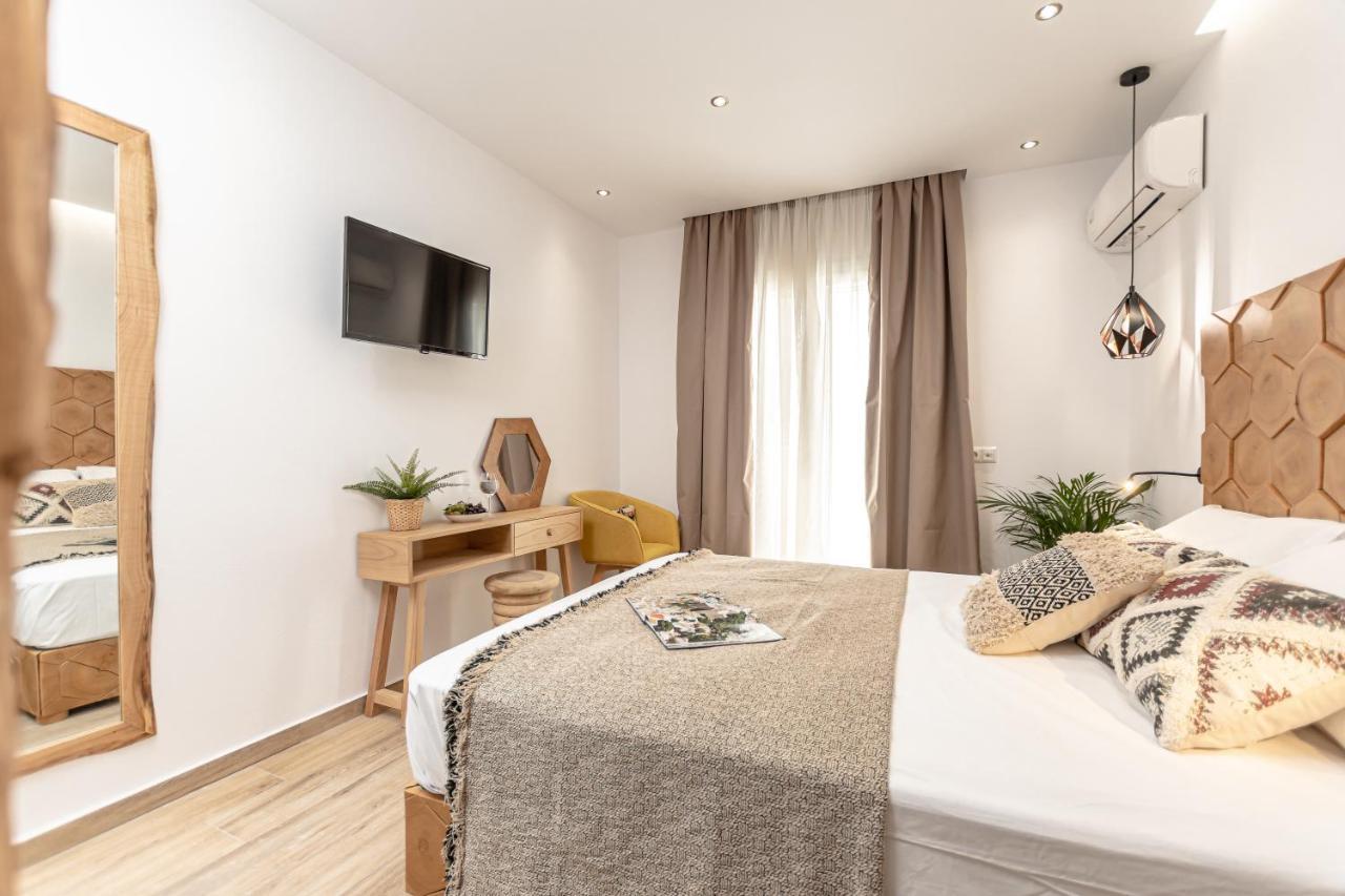 Naxos City Galazia Boutique Apartments מראה חיצוני תמונה