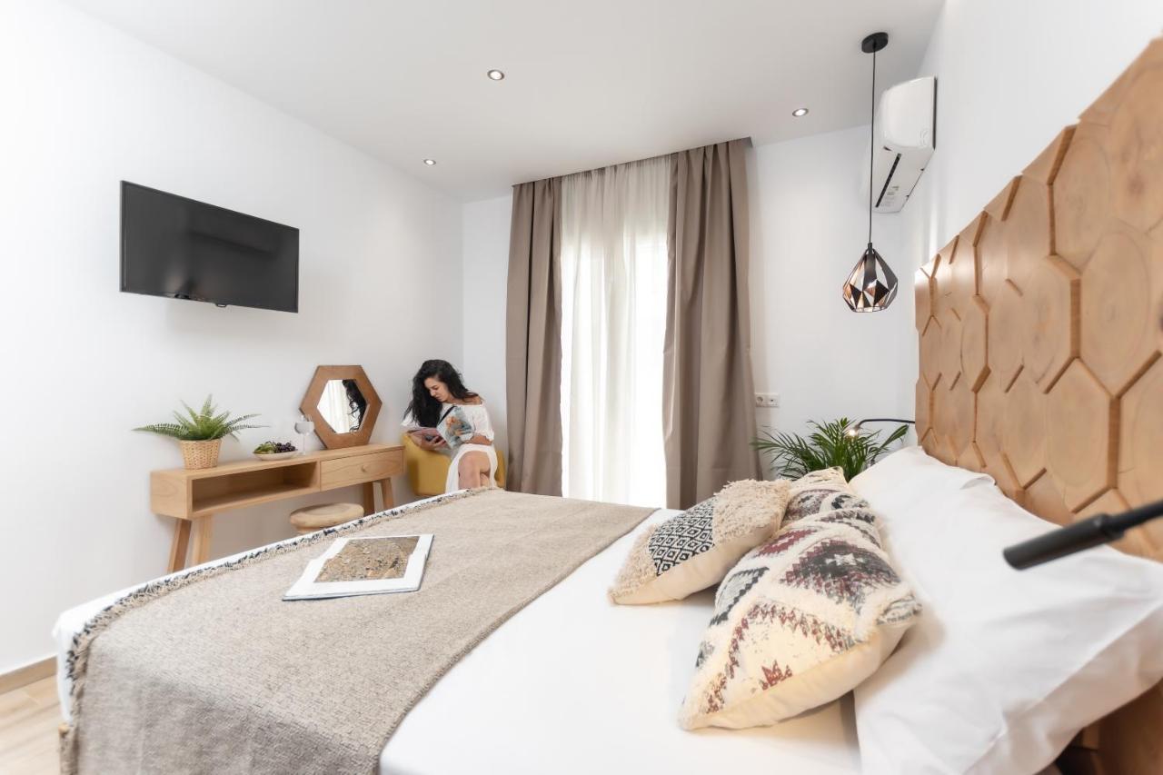 Naxos City Galazia Boutique Apartments מראה חיצוני תמונה