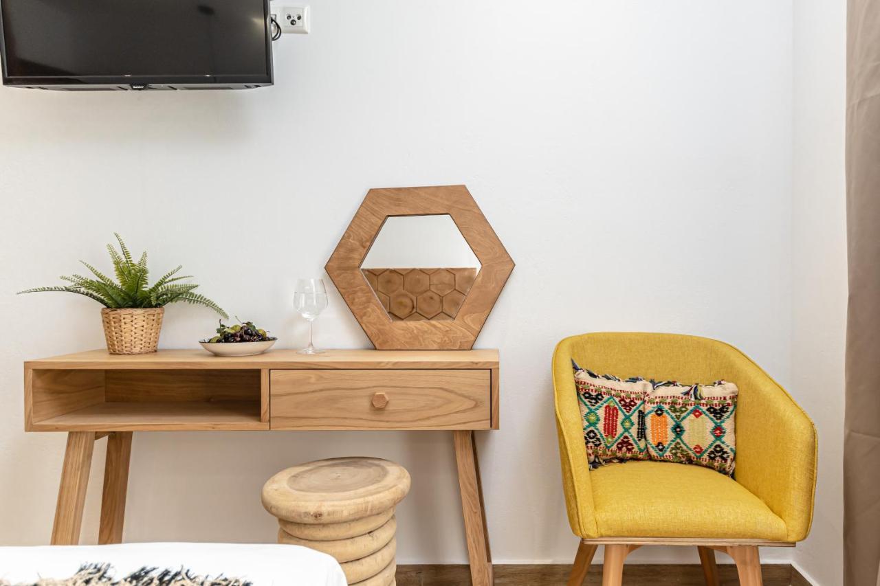 Naxos City Galazia Boutique Apartments מראה חיצוני תמונה