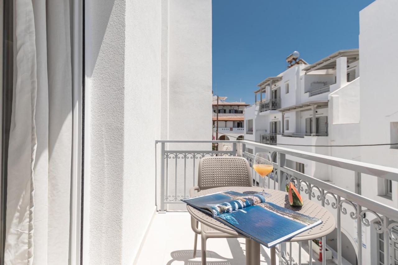 Naxos City Galazia Boutique Apartments מראה חיצוני תמונה