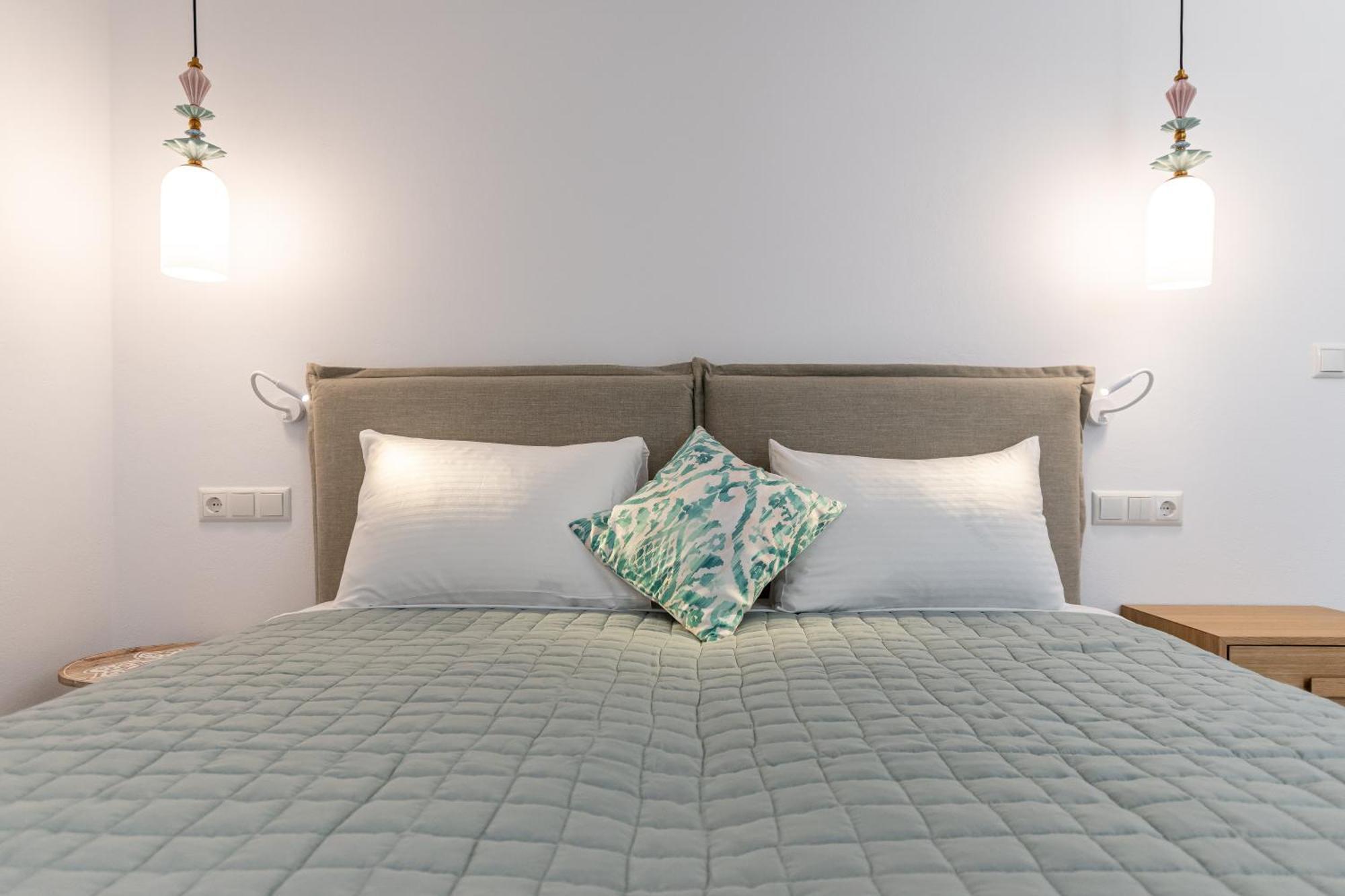Naxos City Galazia Boutique Apartments מראה חיצוני תמונה